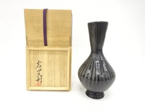 岩田久則造　「黒のよそおい」　瓶